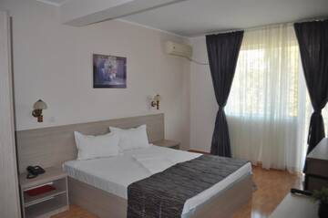 Фотографии Отель Hotel Regal г. Эфорие-Норд (Румыния) №2 Фото Отель Hotel Regal г. Эфорие-Норд 2