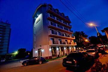 Фотографии Отель Lucas Boutique Hotel г. Эфорие-Норд (Румыния) №3 Фото Отель Lucas Boutique Hotel г. Эфорие-Норд 3