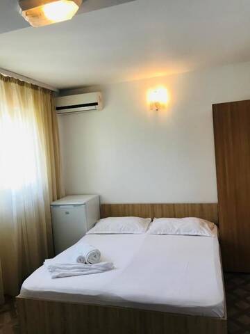Фото номера Двухместный номер с 1 кроватью и балконом Отель Vila Yzabelle г. Эфорие-Норд 24