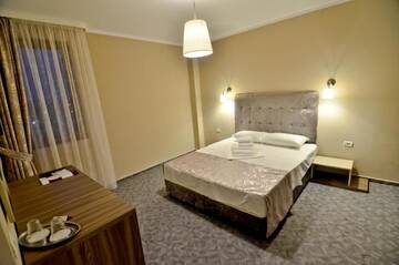 Фото номера Двухместный номер с 1 кроватью и балконом Отель Lucas Boutique Hotel г. Эфорие-Норд 8