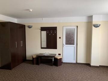 Фото номера Семейный номер Отель Hotel Mario г. Эфорие-Норд 4