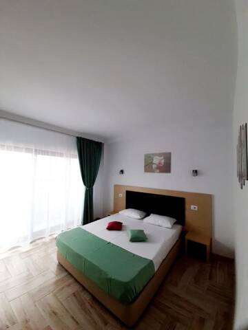 Фото номера Двухместный номер с 1 кроватью Гостевой дом Vila Ryanna Beach г. Эфорие-Норд 5