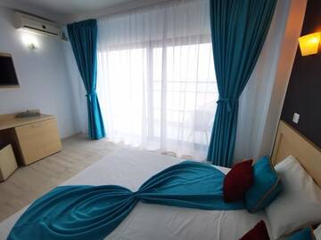 Фото номера Апартаменты с видом на море Гостевой дом Vila Ryanna Beach г. Эфорие-Норд 10